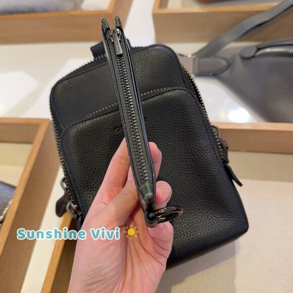 NWT Coach Zip Card Case Camo Wallet Green Leather Expandable CZ010 Ring - Picture 3 of 4